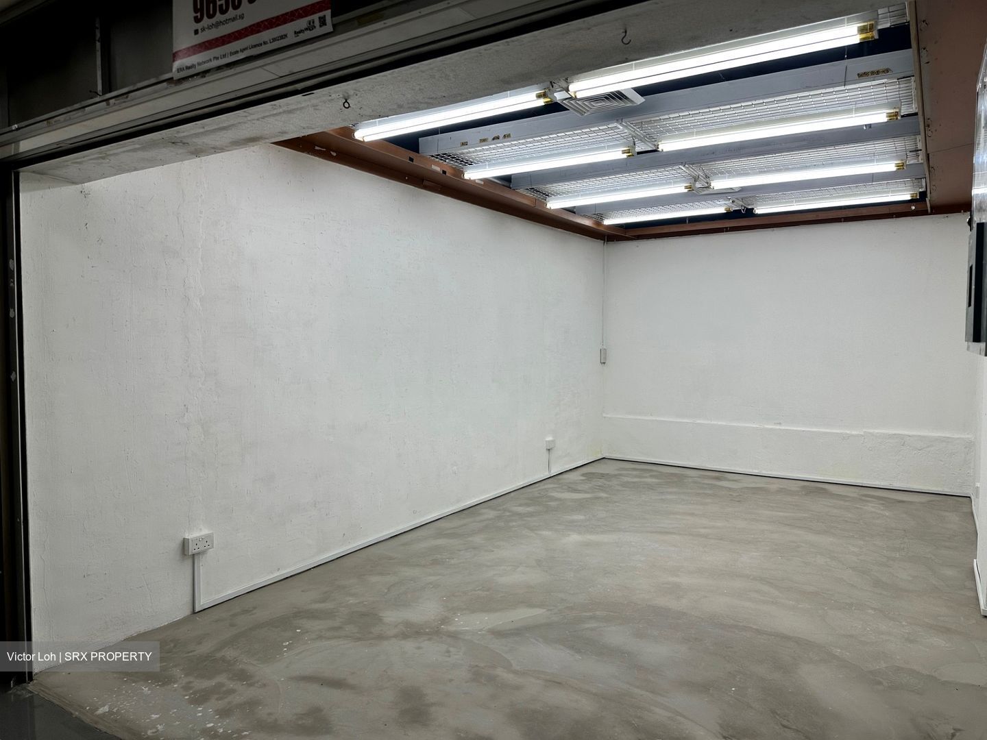 Queensway Tower / Queensway Shopping Centre (D3), Retail #543072311